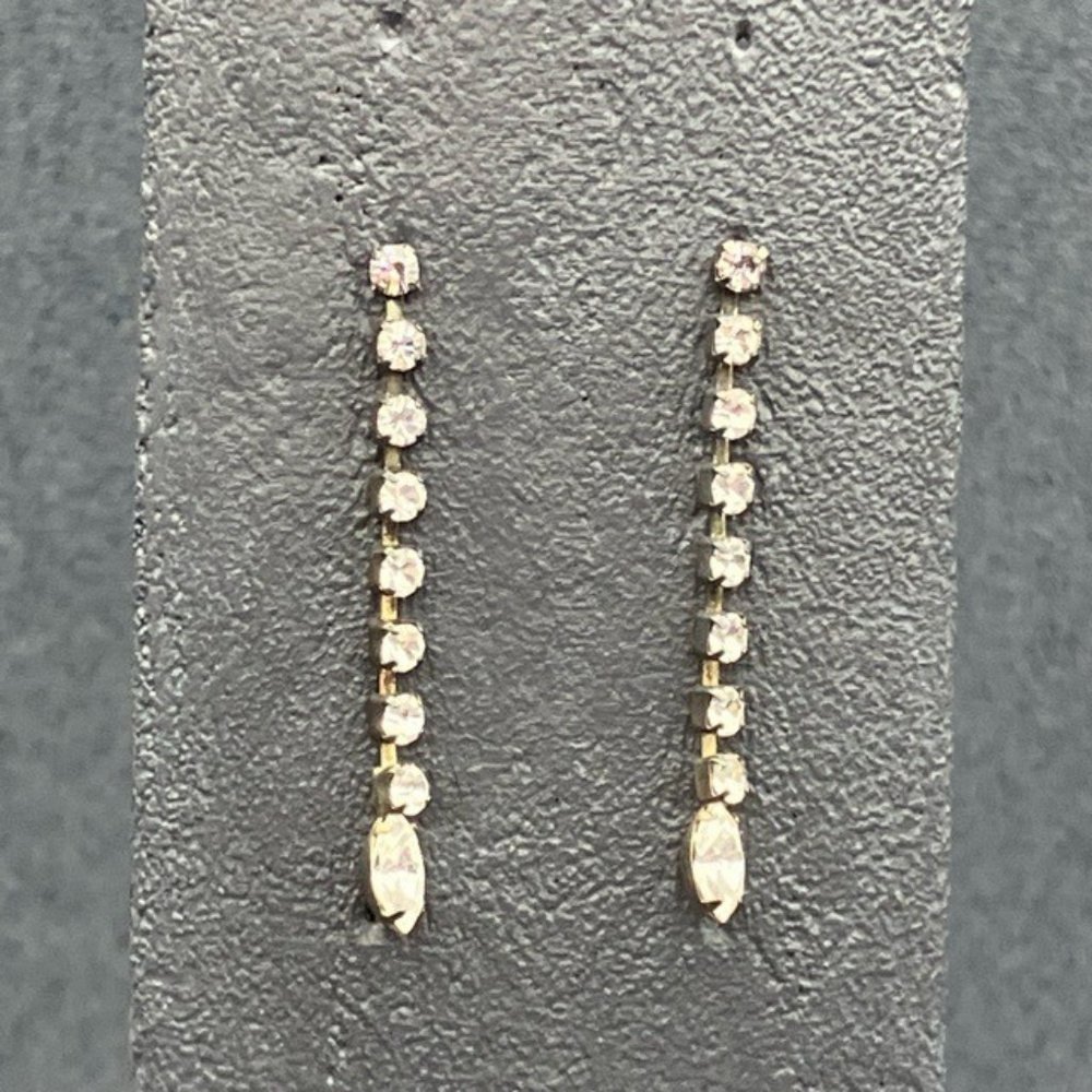 Claires Pierced Dangle Earrings Genuine Austrian Crystal Silver Ellipse Glam